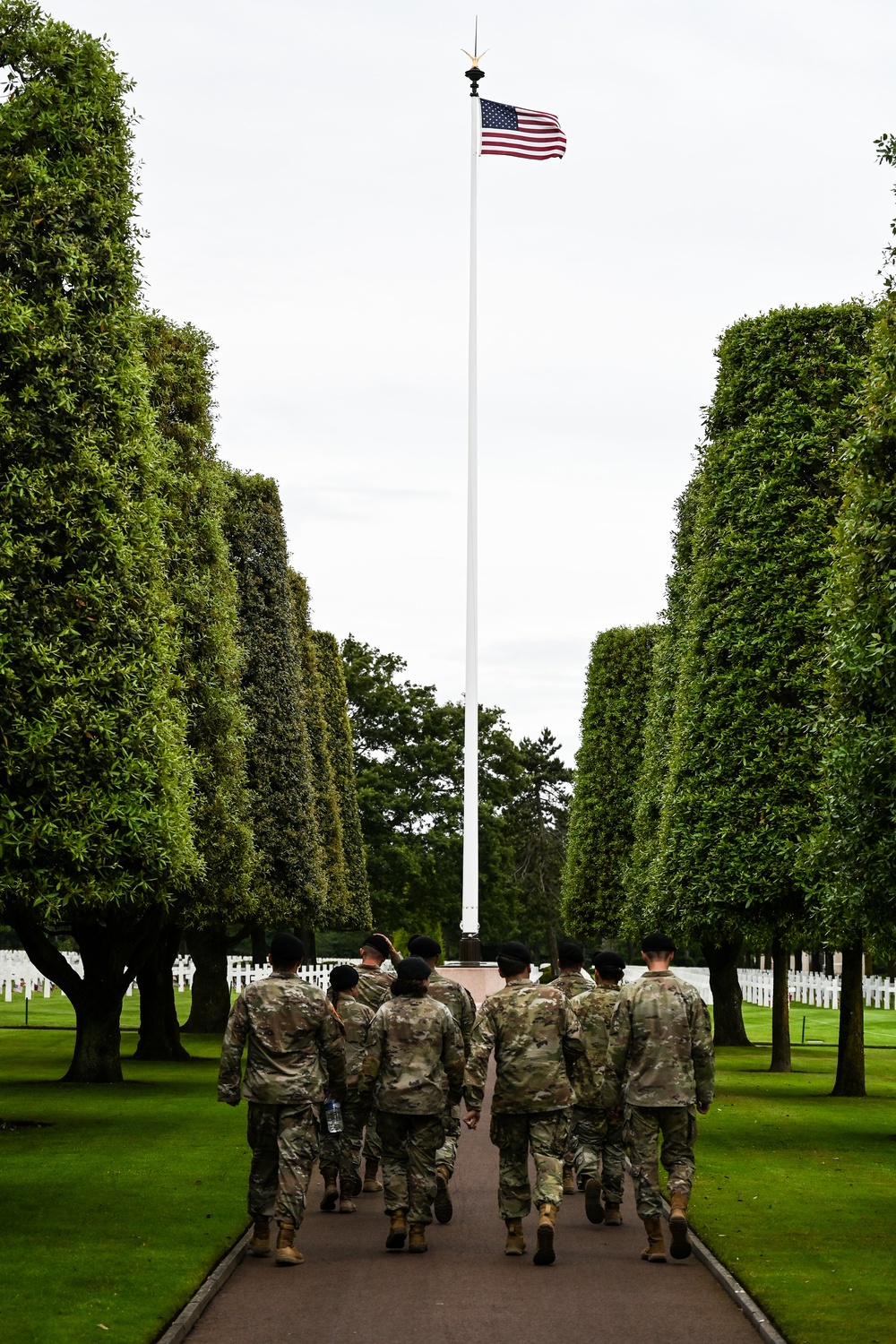 29th ID Soldiers honor fallen at Normandy American Cemetery