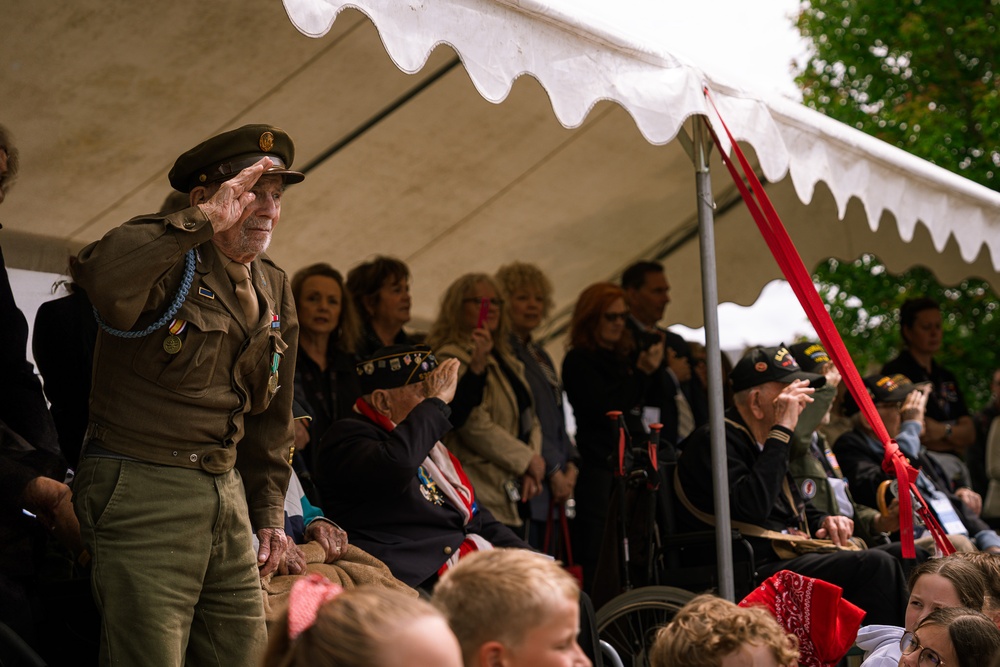 U.S. Army Paratroopers Honor WWII Legacy During Cabbage Patch Ceremony in Carentan