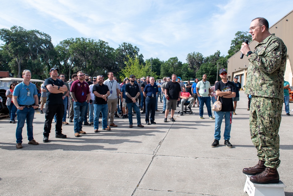 FRCSE Hosts All-Hands Captain's Call