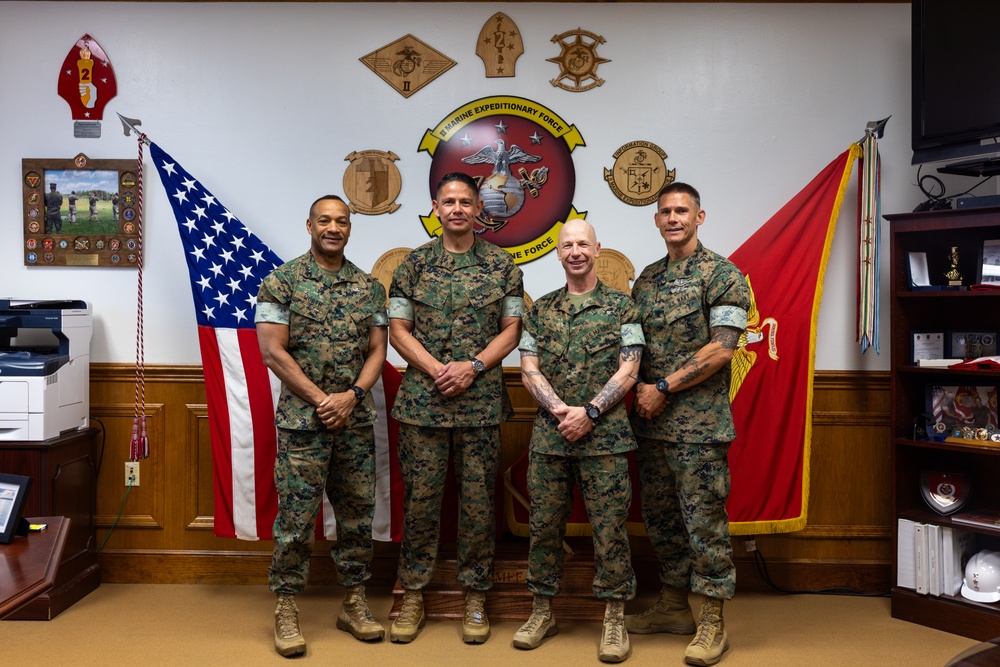 SMMC Meets With II MEF CG