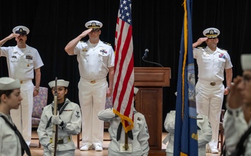 USS Sentry Holds Change of Command Ceremony