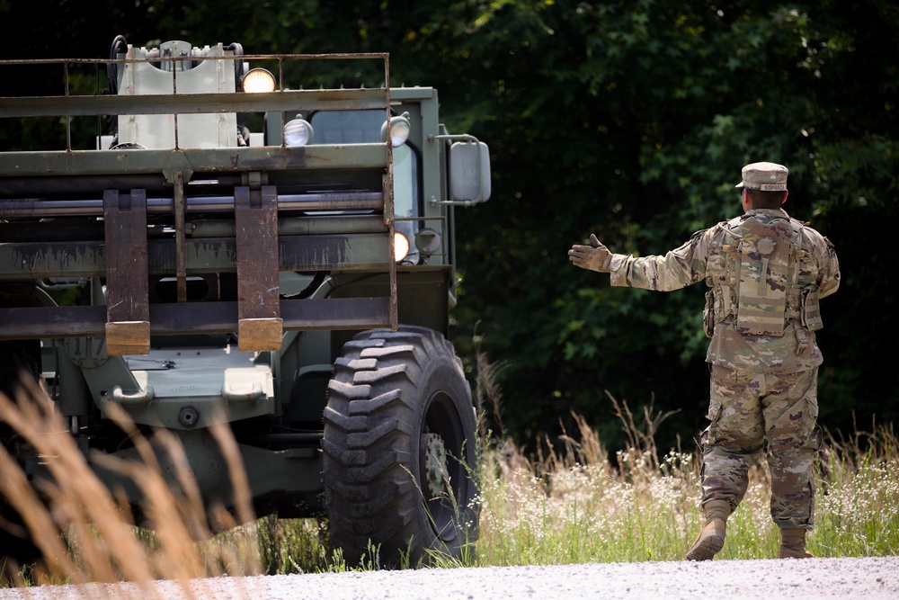 Army Reserve Soldiers conduct Petroleum Operations at QLLEX