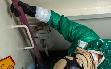 Puget Sound Naval Shipyard (PSNS) workers conduct ship maintenance onboard USS Ronald Reagan (CVN 76).