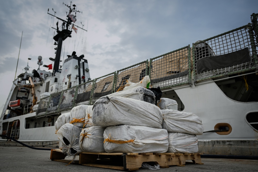 Coast Guard offloads more than $6 million of illicit drugs interdicted in Caribbean Sea