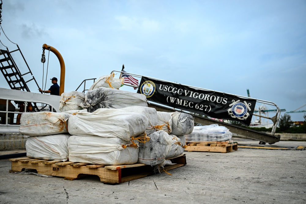 Coast Guard offloads more than $6 million of illicit drugs interdicted in Caribbean Sea