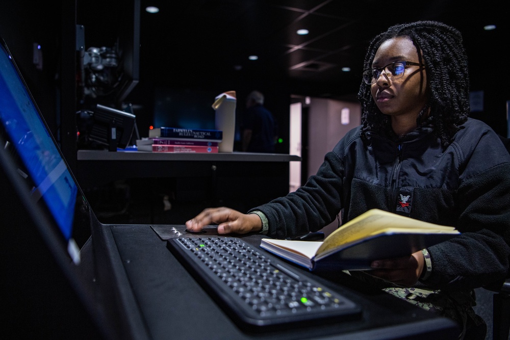 USS Ronald Reagan (CVN76) Sailors participate in a Navigation Simulation