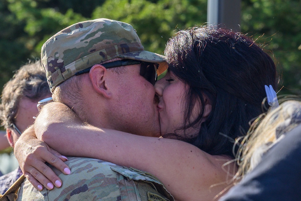 2-300th Field Artillery Regiment returns home from deployment