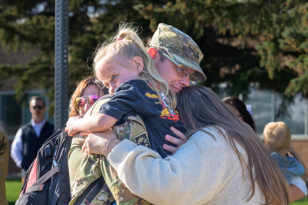 2-300th Field Artillery Regiment returns home from deployment