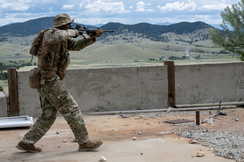 Operation Ground Defender: Arizona and Pennsylvania Air Guard join forces in Montana to hone skills.