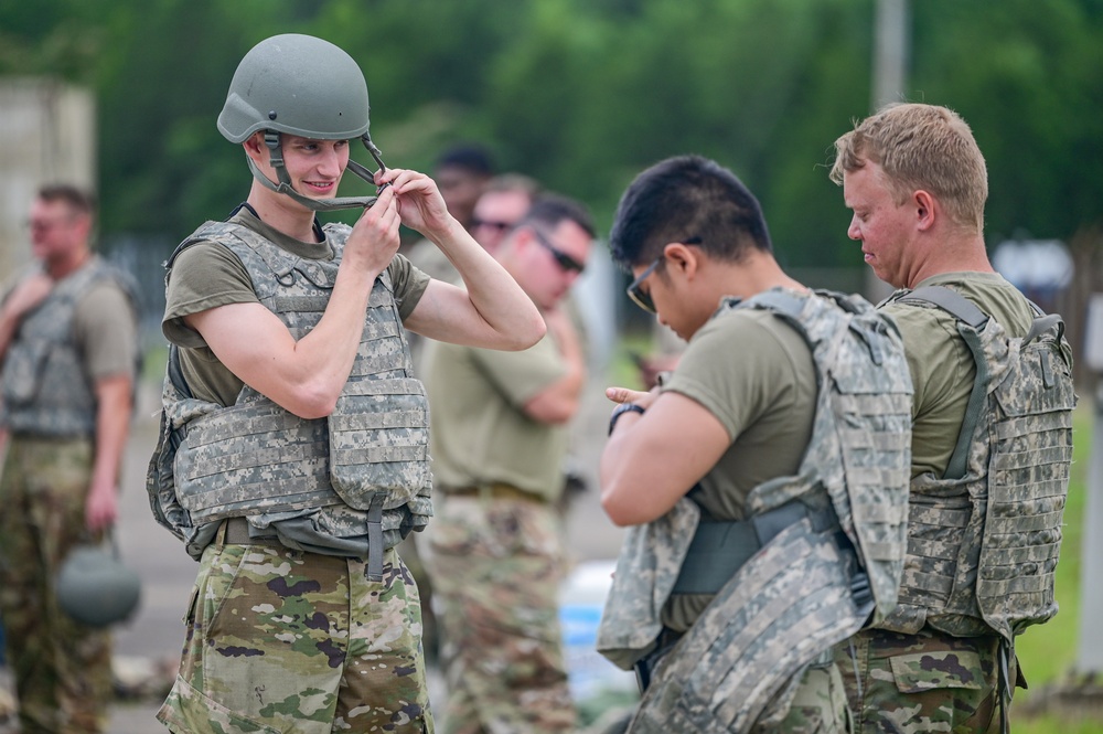 19th SFS, 19th AMXS Airmen hone readiness with hands-on aircraft defense training