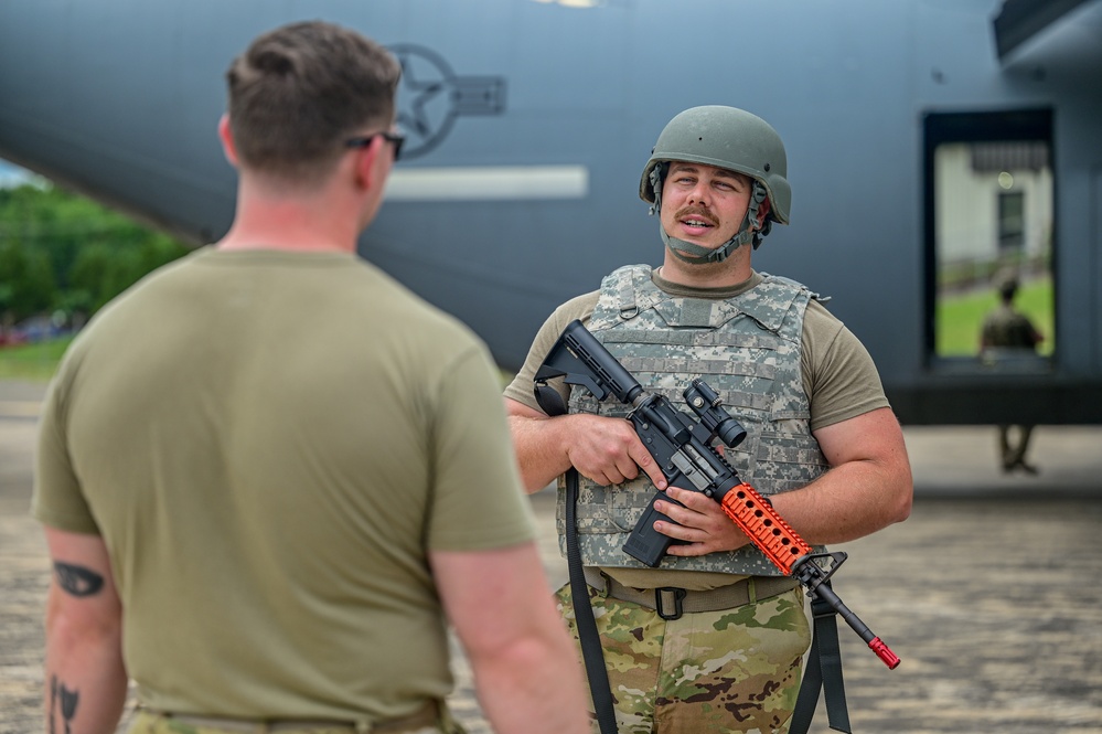 19th SFS, 19th AMXS Airmen hone readiness with hands-on aircraft defense training