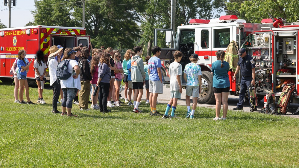 Camp Lejeune Hosts STEM Day for Broad Creek Middle School Students
