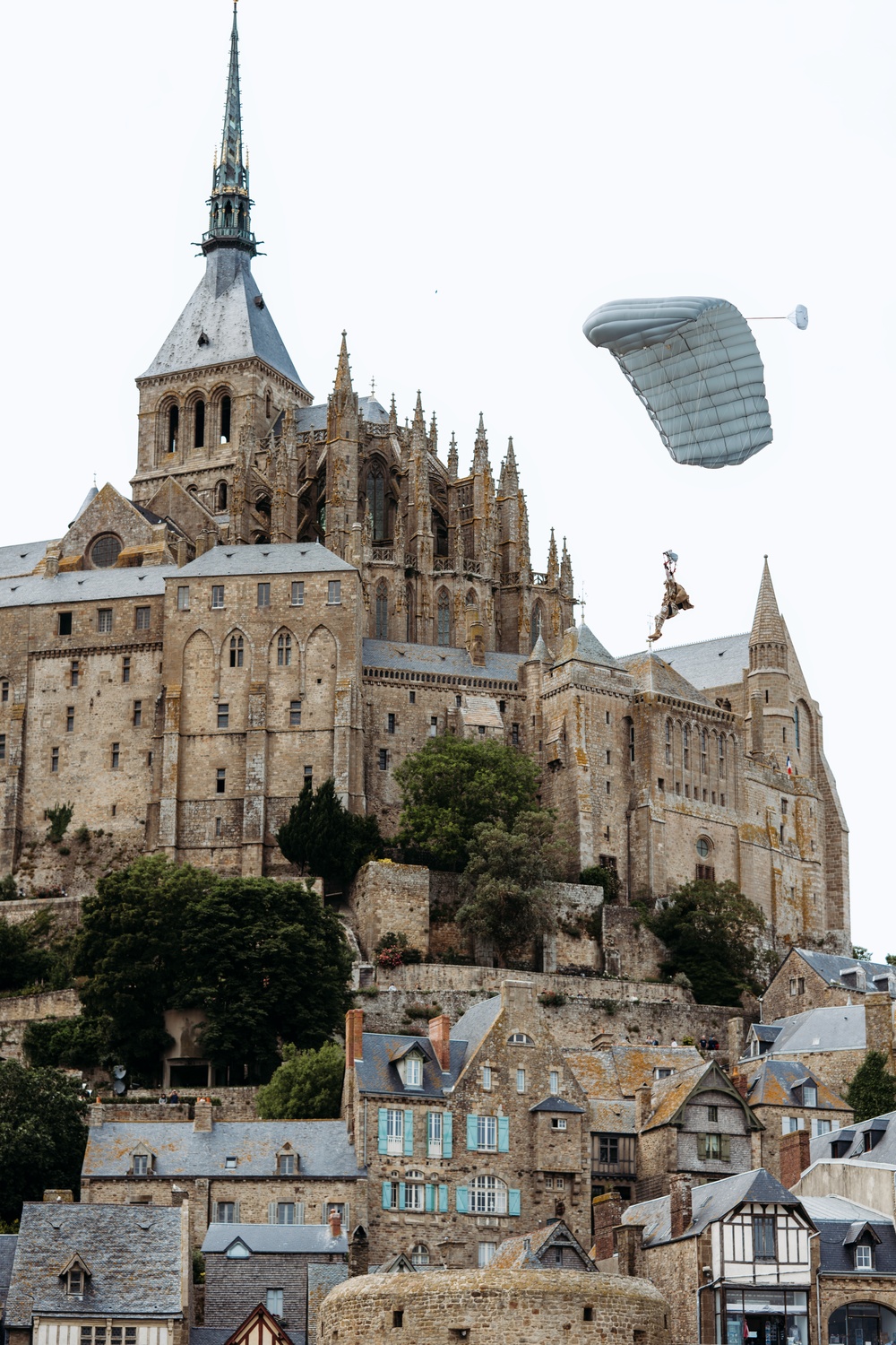 U.S. Special Operations Forces jump to commemorate D-Day Anniversary