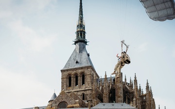 U.S. Special Operations Forces jump to commemorate D-Day Anniversary