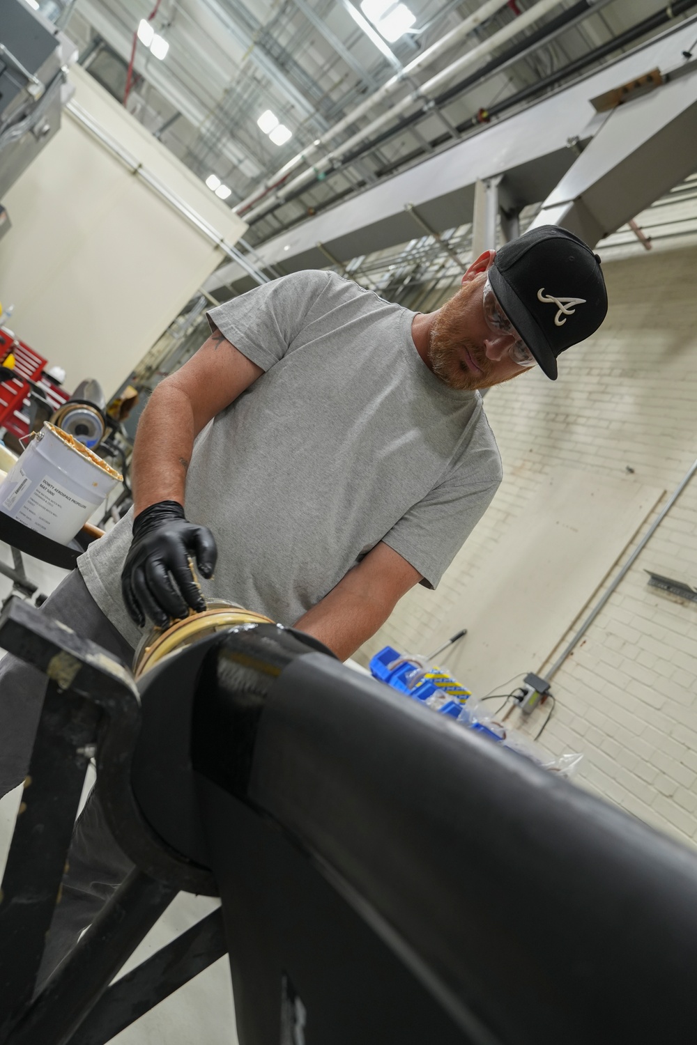 402nd Commodities Maintenance Group C-130 Prop maintenance