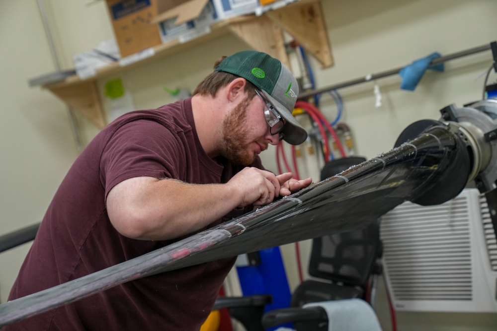 402nd Commodities Maintenance Group C-130 Prop maintenance