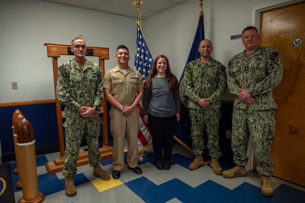 DOCTOR COMMISSIONS INTO US NAVY