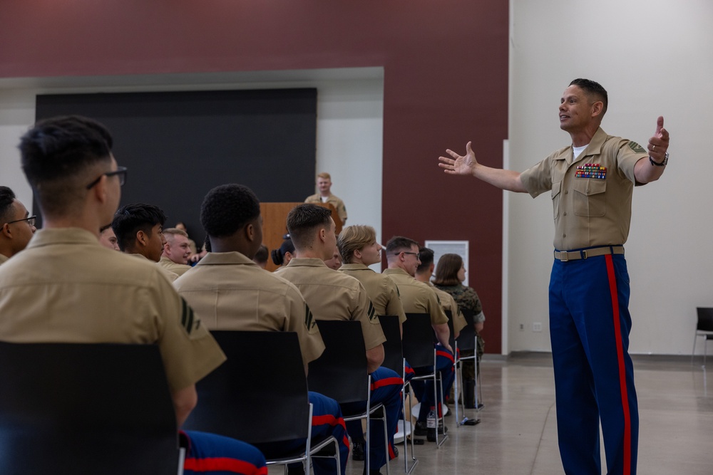 SMMC Ruiz attends Corporal Hundley’s PME graduation