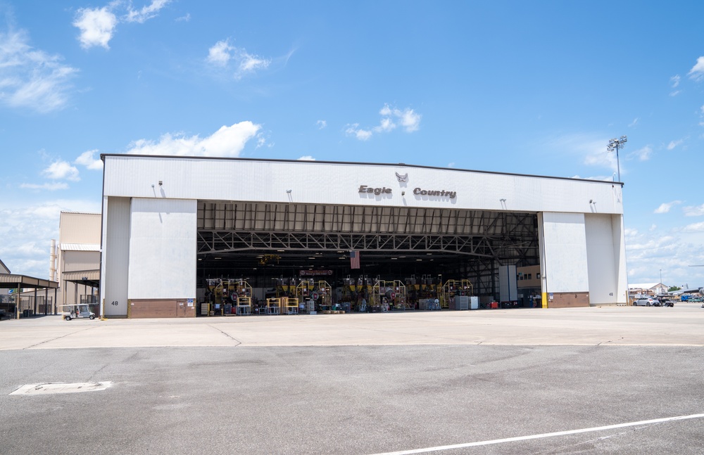 561st AMXS performs F-15 depot maintenance