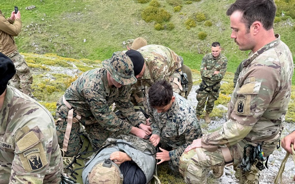 Vermont National Guard Soldiers train on Mt. Olympus