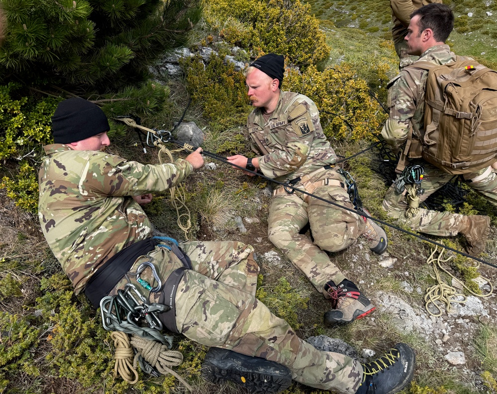 Americans and Greeks train mountain skills on Mt. Olympus