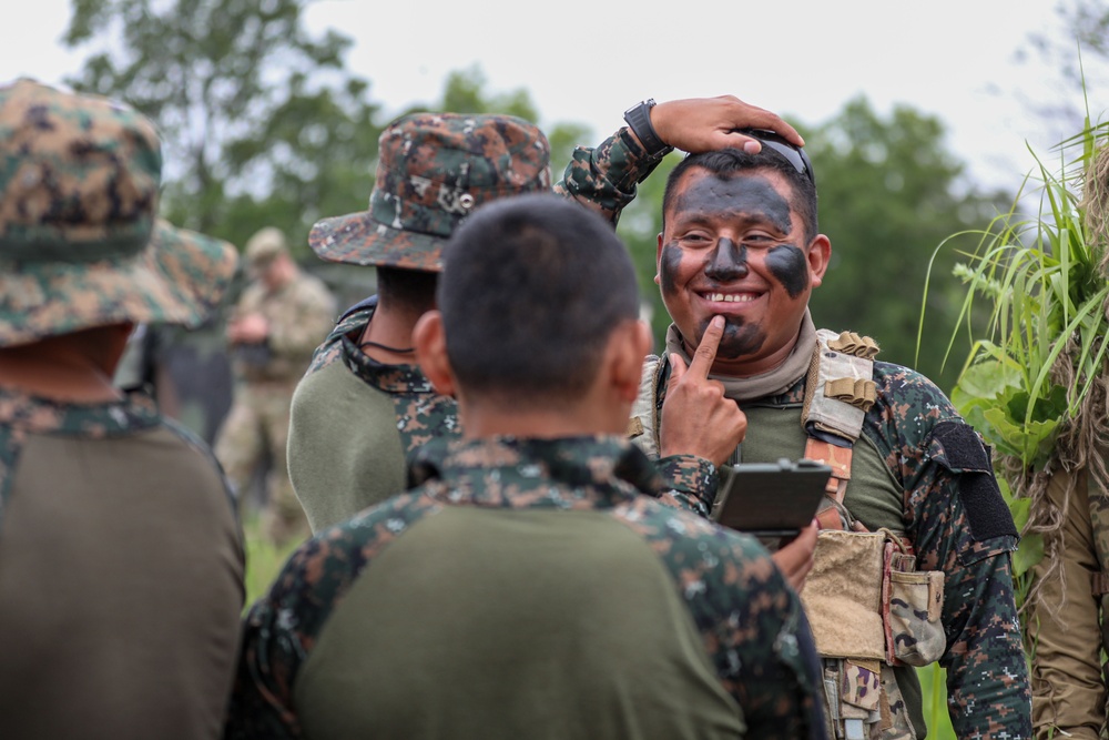 153rd HHC Sniper Lanes with Guatamalan Armed Forces