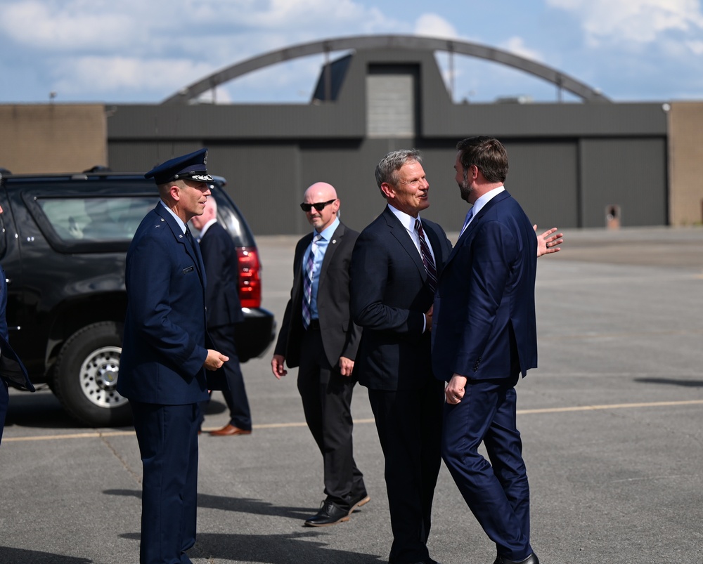 Vice President Vance visits Berry Field