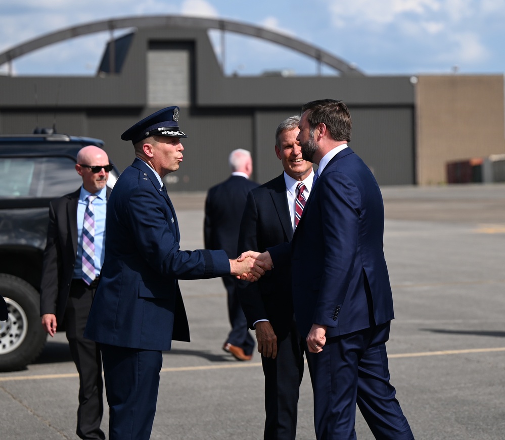Vice President Vance visits Berry Field
