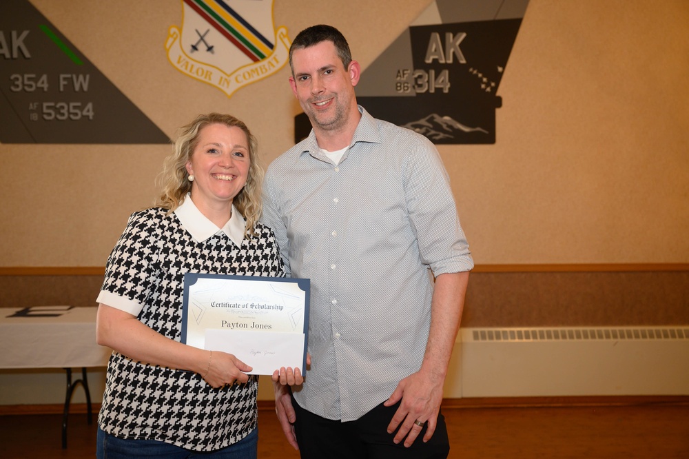 Eielson Spouses Club Honors Volunteers