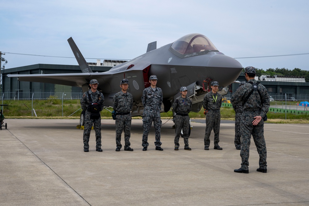 35th FW conducts bilateral fuels exercise with JASDF partners
