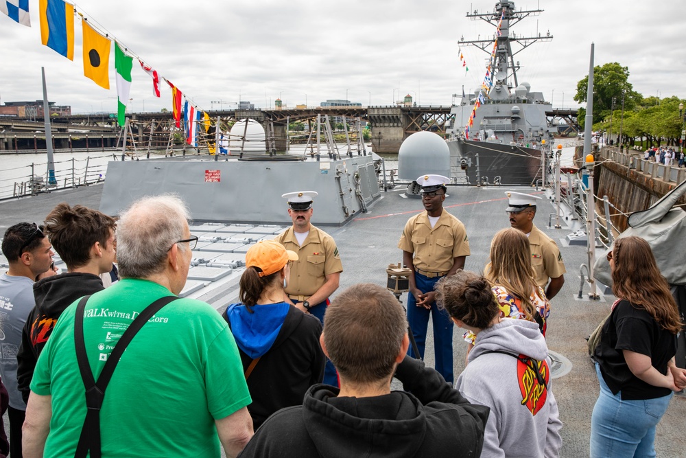 USS Mustin and USS Jack H. Lucas hosts ship tours during Portland Fleet Week 2025