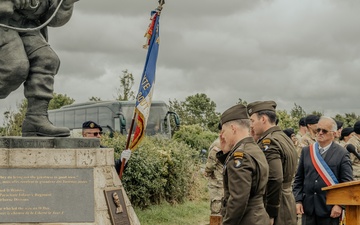 101st Airborne Division Soldiers Attend the Richard WInters Memorial Ceremony