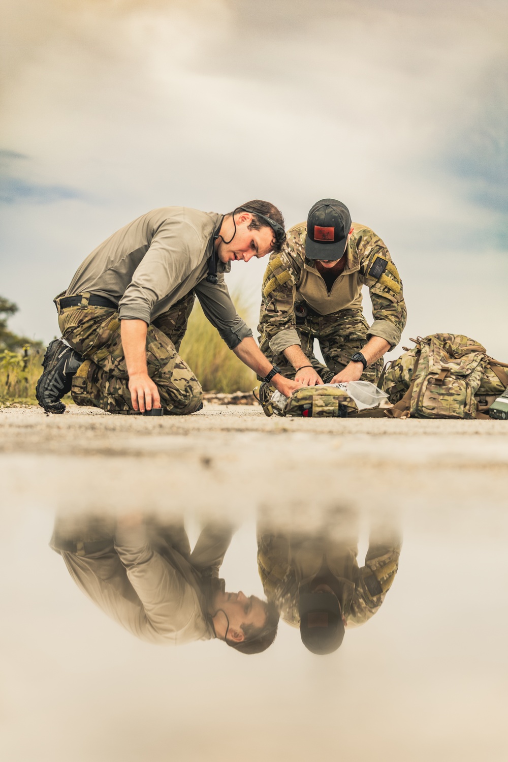 EOD Technicians Compete in Coconut Crab Competition