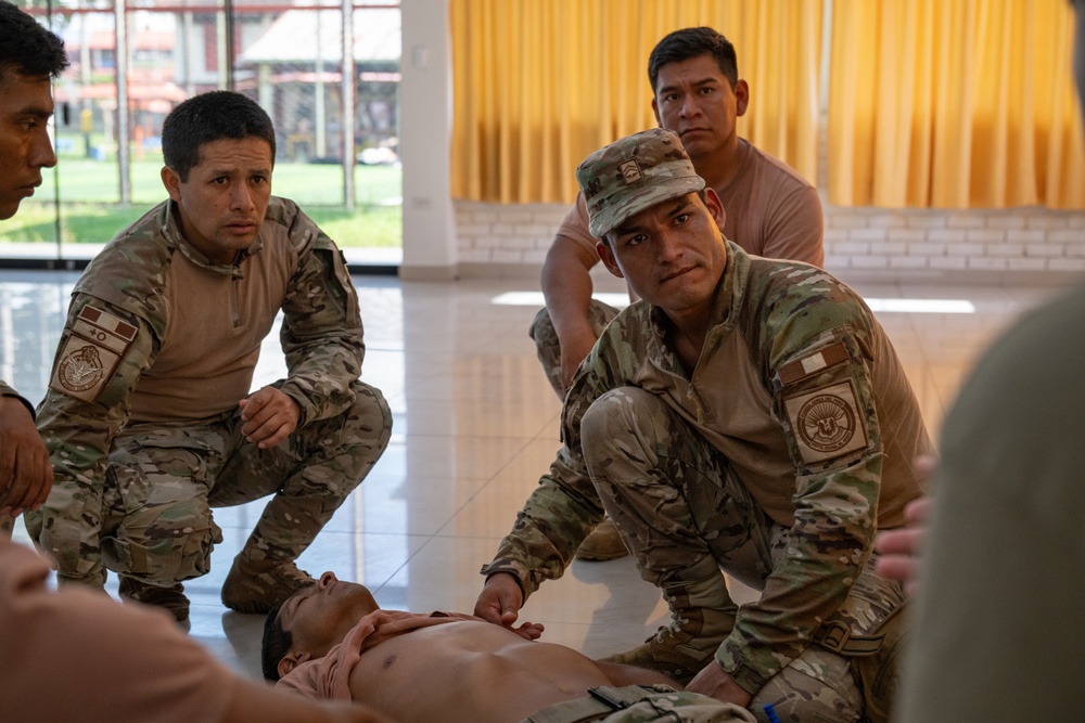 U.S. Air Force and Royal Canadian Air Force medical teams participate in a knowledge exchange with the Peruvian military on Tactical Combat Casualty Care.