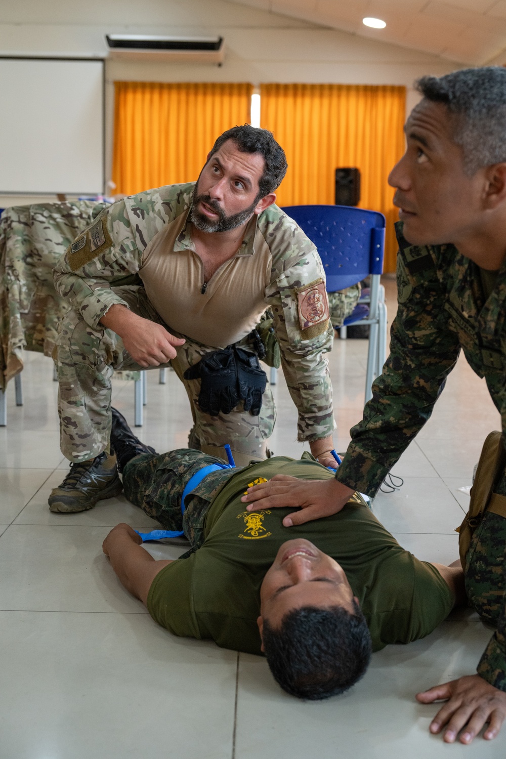 U.S. Air Force and Royal Canadian Air Force medical teams participate in a knowledge exchange with the Peruvian military on Tactical Combat Casualty Care.