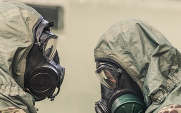 EOD Technicians Compete in Coconut Crab Competition