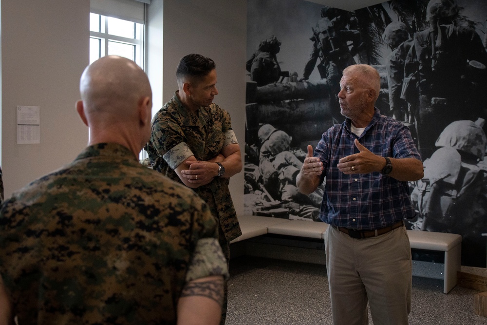 SMMC Ruiz visits II MEF