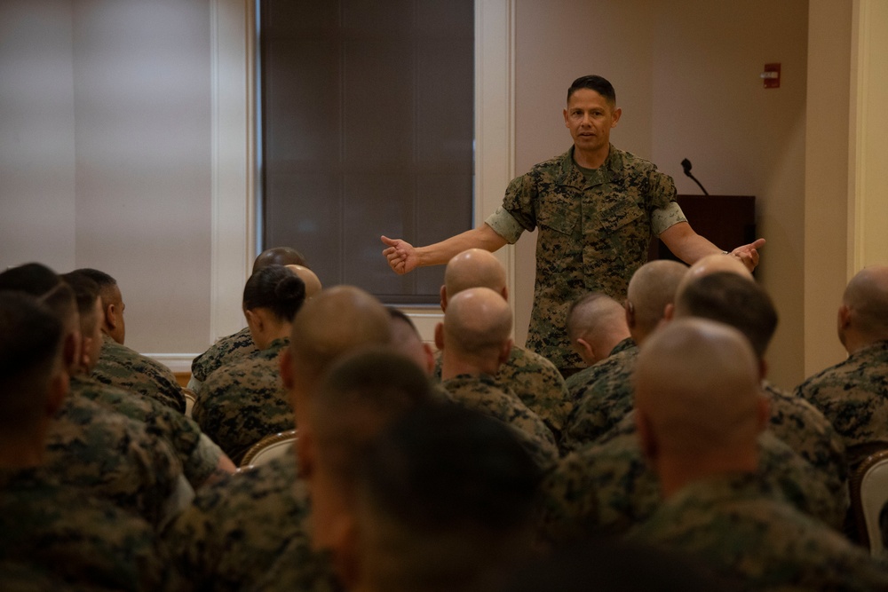 SMMC Ruiz visits II MEF
