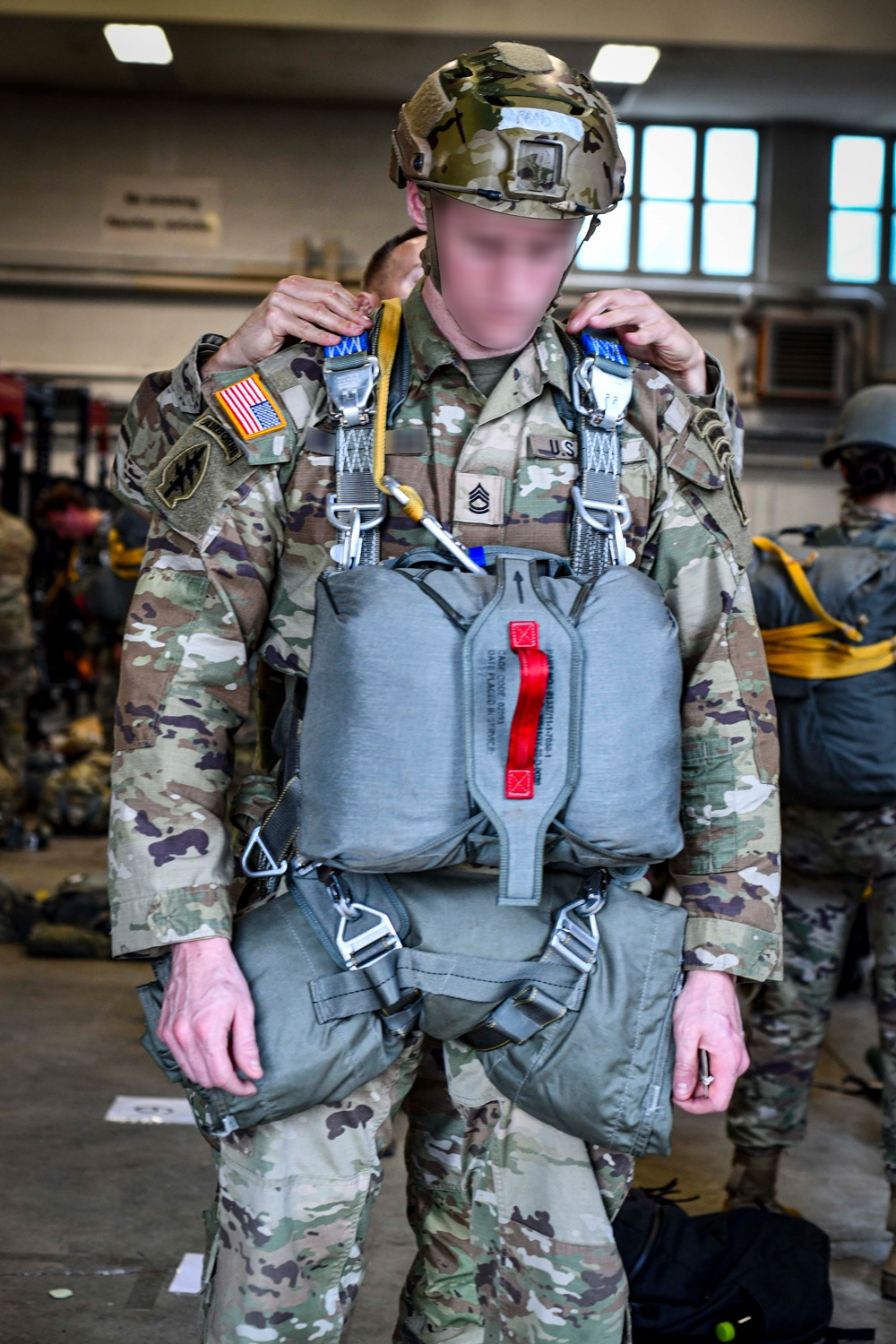 SOCEUR conducts airborne jump over Mont-Saint-Michel