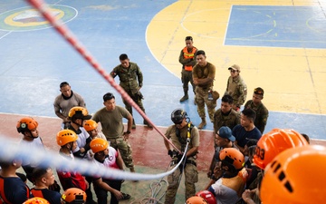 The Hawaii National Guard conducts Urban Rescue training during Pacific Partnership 2025 in Virac, Philippines