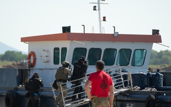 Multinational CBRNE training at Port of Alexandroupolis begins