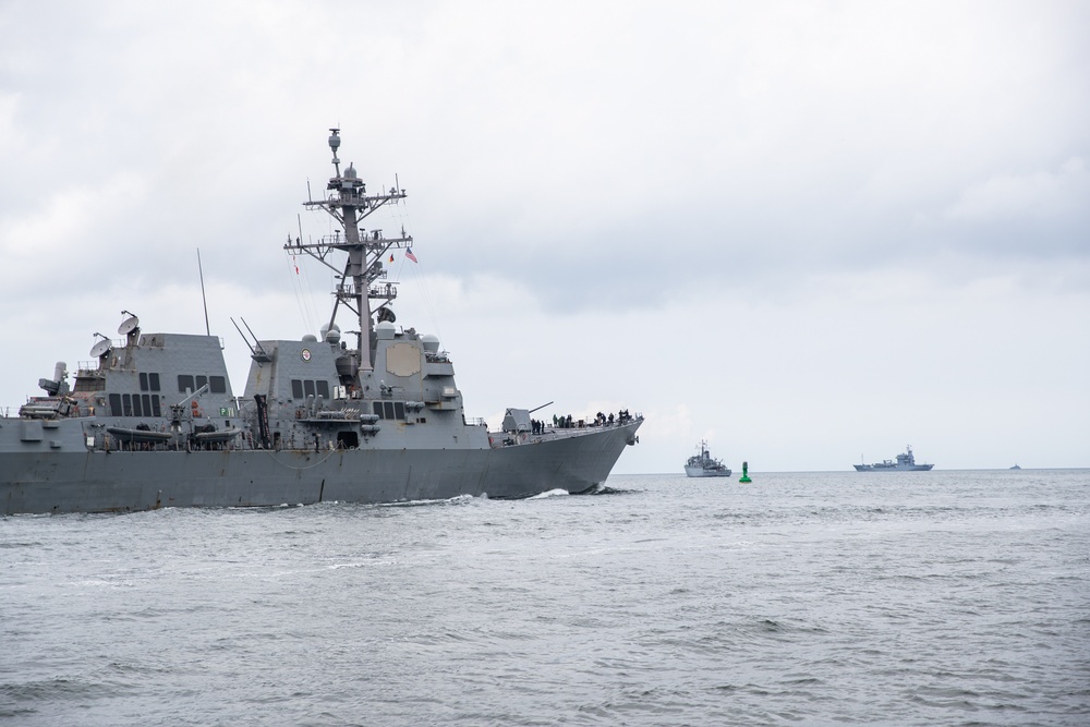 BALTOPS 25 ships depart Rostock, Germany