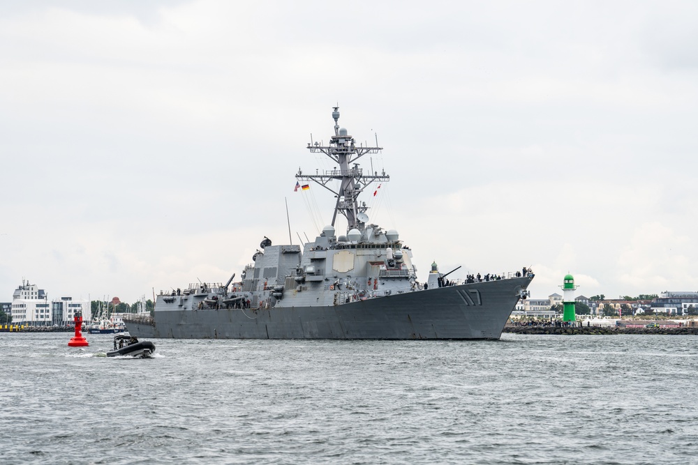 BALTOPS 25 ships depart Rostock, Germany