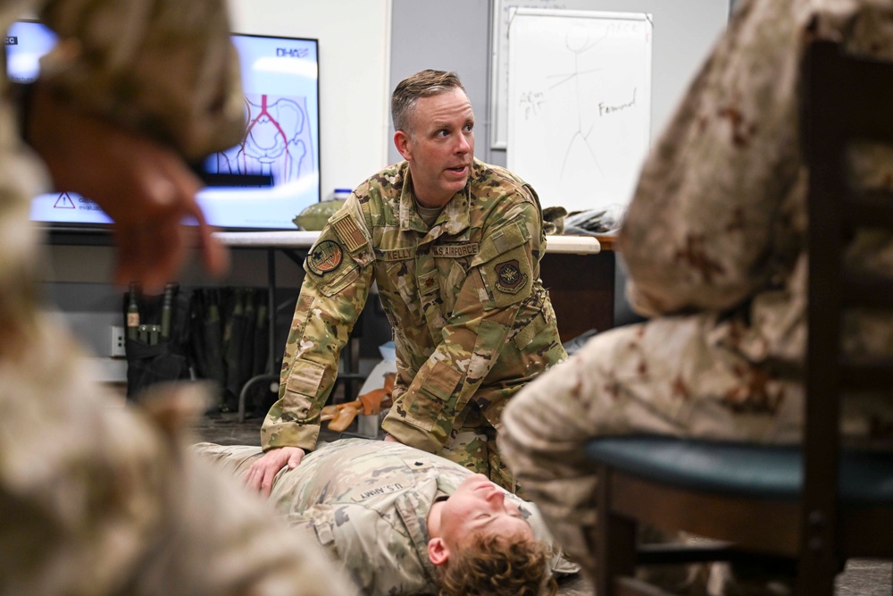 US, Japan service members train together in casualty combat care