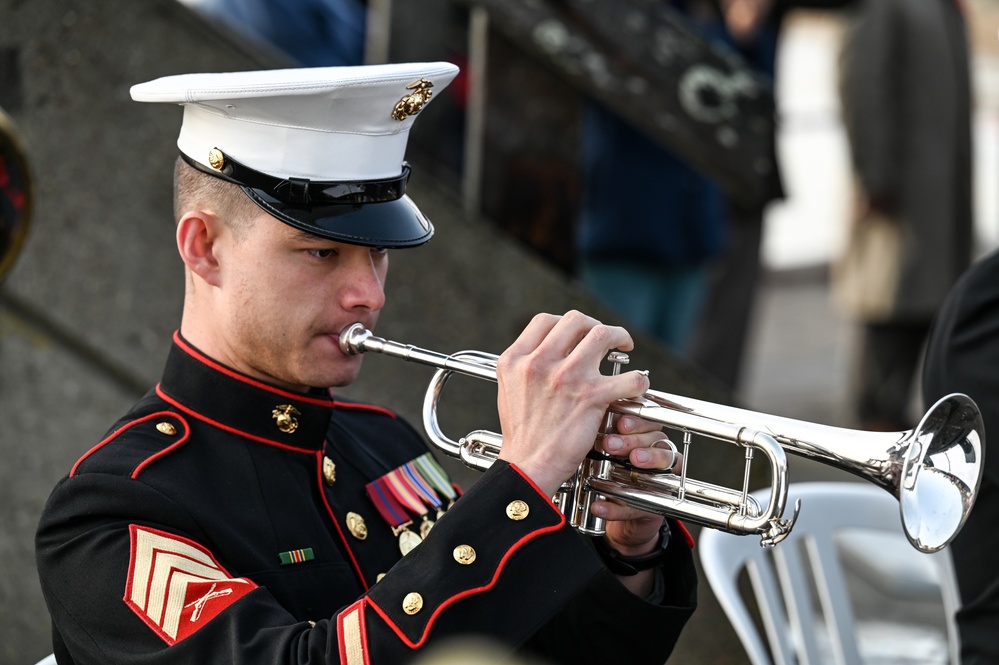 29th ID Soldiers honor Bedford Boys in early morning Omaha Beach ceremony