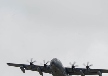 308th Rescue Squadron conducts parachute training