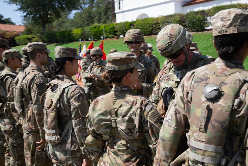 Chief of Army Reserve Re-enlists Soldiers at Mojave Falcon