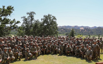 Chief of Army Reserve Re-enlists Soldiers at Mojave Falcon
