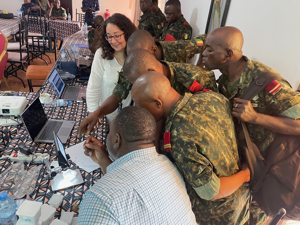 NAMRU EURAFCENT, Guinea Partners Enhance Disease  Surveillance, Strengthen Force Readiness in Region