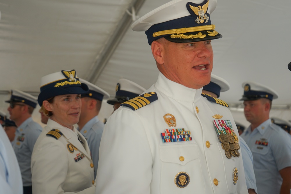 Coast Guard Cutter Stone holds change-of-command ceremony